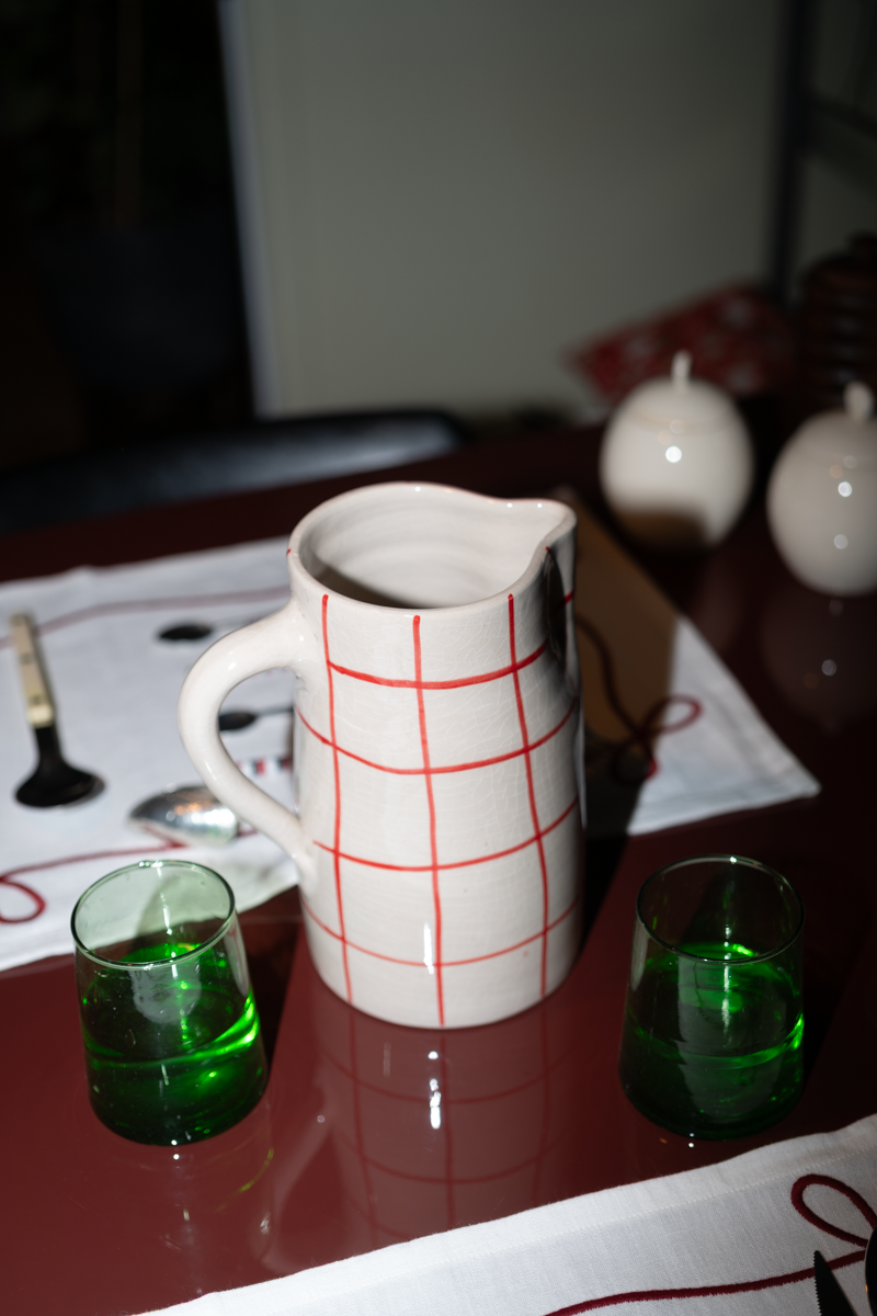 Ceramic grid pitcher - Red
